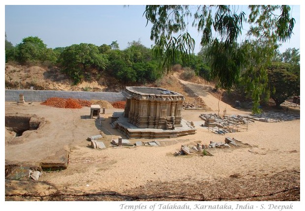 Talakadu temples hidden under the sand, Karnataka, India - images by S. Deepak