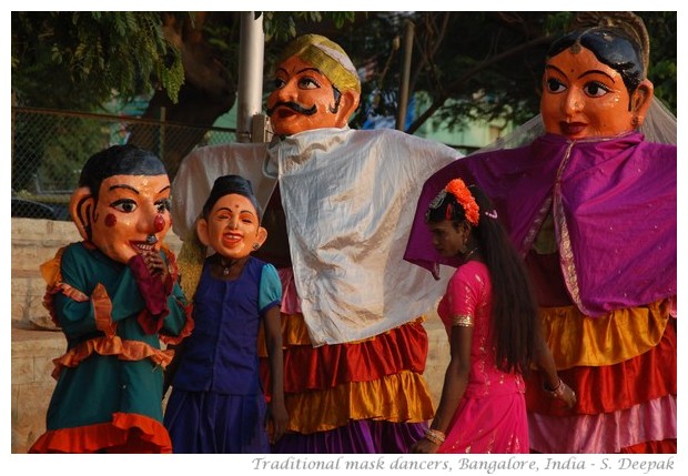 Traditional dancers with a transgender person, India - images by S. Deepak