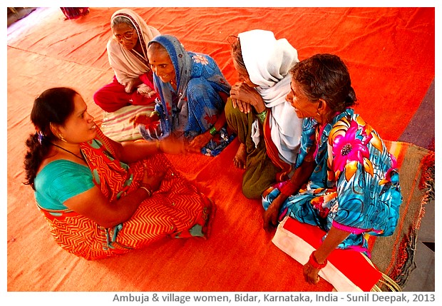 Women community workers, Bidar, Karnatka, India - images by Sunil Deepak, 2013