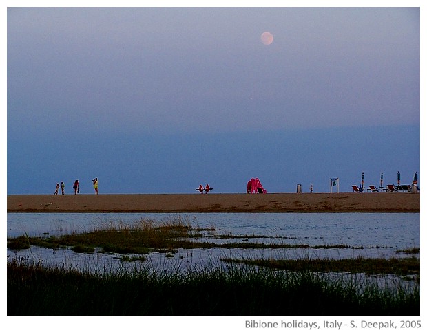 Holidays in Bibione, Italy - images by Sunil Deepak, 2005