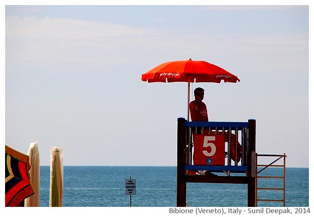 Red colour on the beach, Bibione, Italy - images by Sunil Deepak, 2014