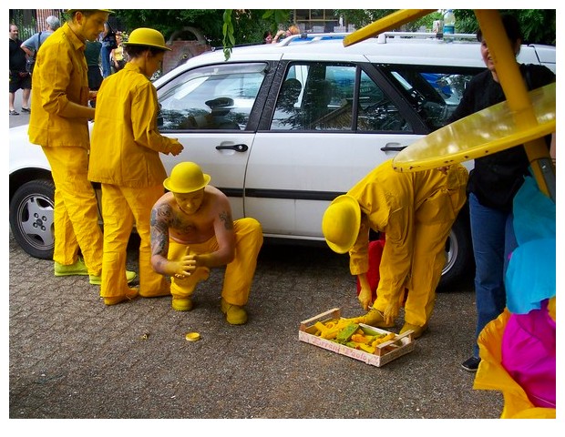 Yellow people from Bologna Par Tot parade in 2005