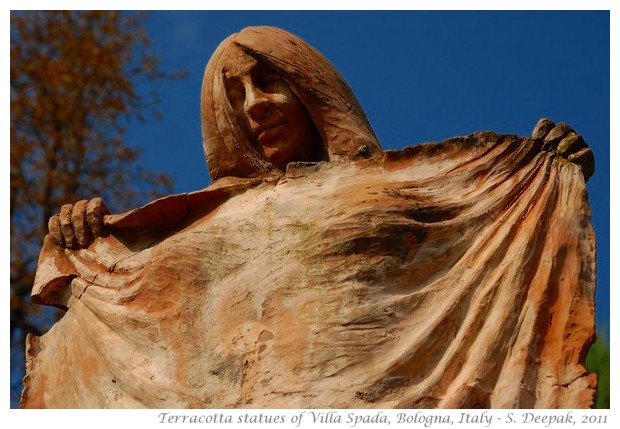 Wonderful Terracotta statues of Villa Spada in Bologna - S. Deepak, 2011