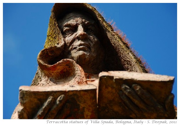 Wonderful Terracotta statues of Villa Spada in Bologna - S. Deepak, 2011