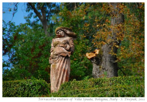 Wonderful Terracotta statues of Villa Spada in Bologna - S. Deepak, 2011