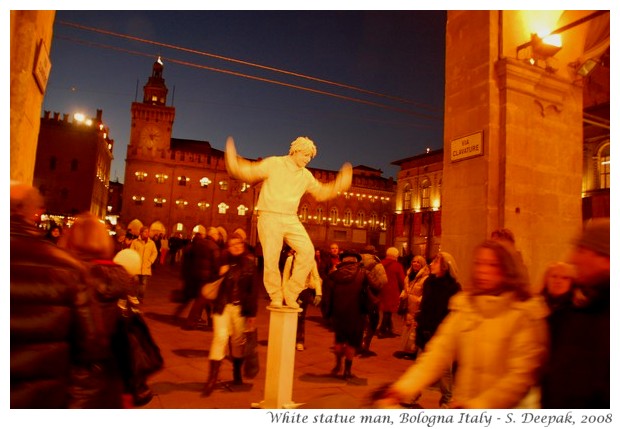 White statue man, Bologna, Italy - S. Deepak, 2008