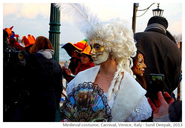 Carnival, medieval costumes, Venice, Italy - images by Sunil Deepak, 2013