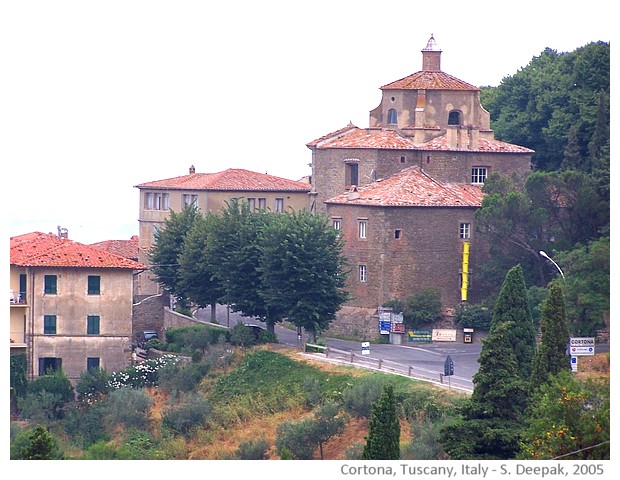 Cortona, Tuscany, Italy - images by Sunil Deepak, 2005