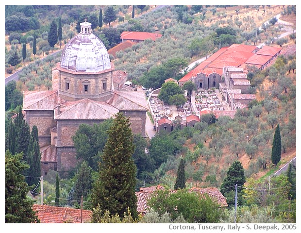 Cortona, Tuscany, Italy - images by Sunil Deepak, 2005