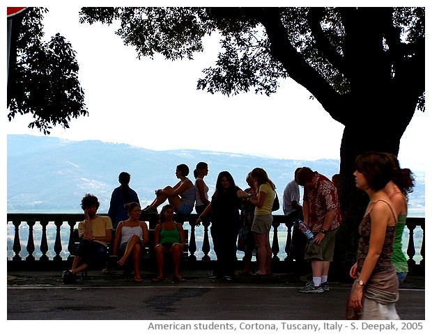 Cortona, Tuscany, Italy - images by Sunil Deepak, 2005