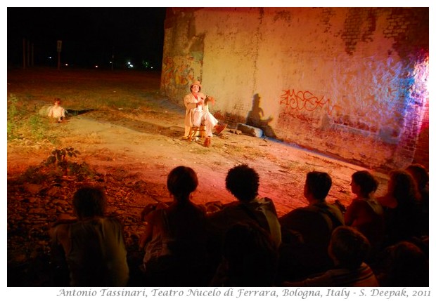 Antonio Tassinari, teatro Nucelo Ferrara, Reading sul fiume Bologna - S. Deepak, 2011