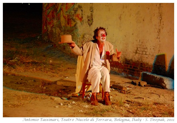 Antonio Tassinari, teatro Nucelo Ferrara, Reading sul fiume Bologna - S. Deepak, 2011