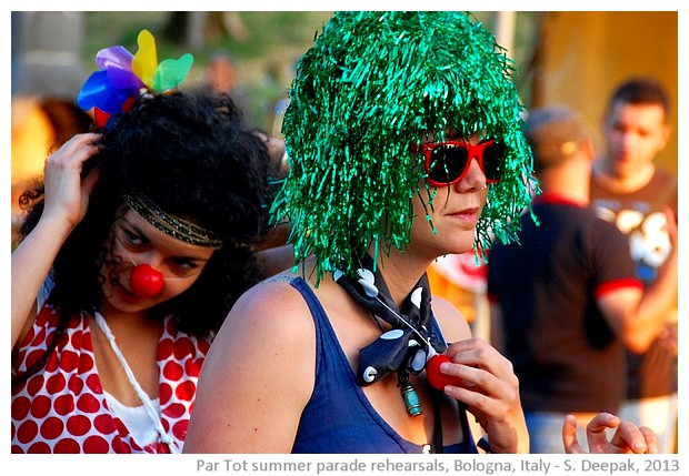 Partot parade rehearsals, Bologna, Italy - images by Sunil Deepak, 2013