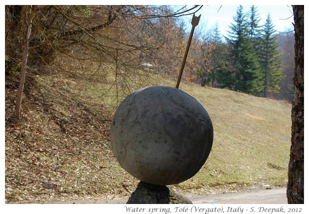 Spring water sculpture, Tolé Vergato, Italy - S. Deepak, 2012