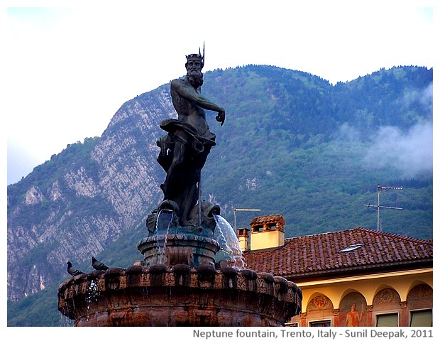 Neptune fountain, Trento, Italy - images by Sunil Deepak, 2011