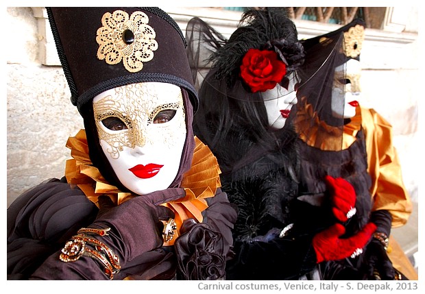 Carnival costumes in red and black colours - S. Deepak, 2013