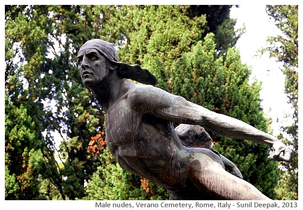 Sculptures of men, Verano cemetery, Rome, Italy - images by Sunil Deepak, 2013