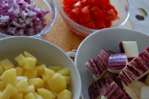 Recipe potatoes and eggplant