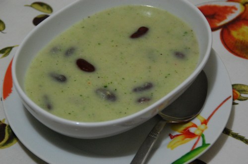 Cauliflower & Kidney beans soup - S. Deepak, 2011