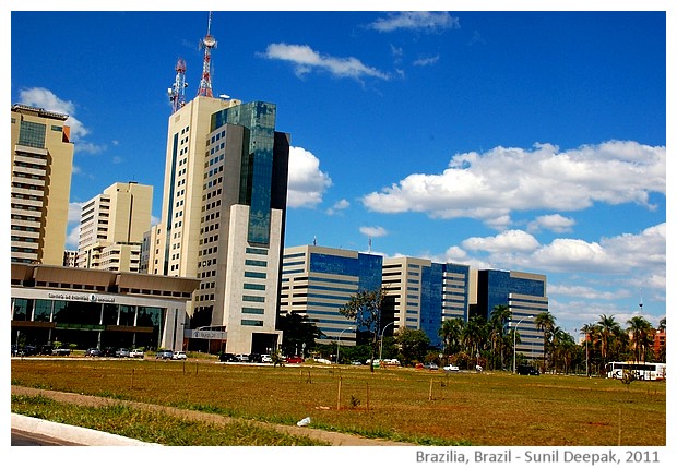 Brazilia, Brazil - images by Sunil Deepak, 2011