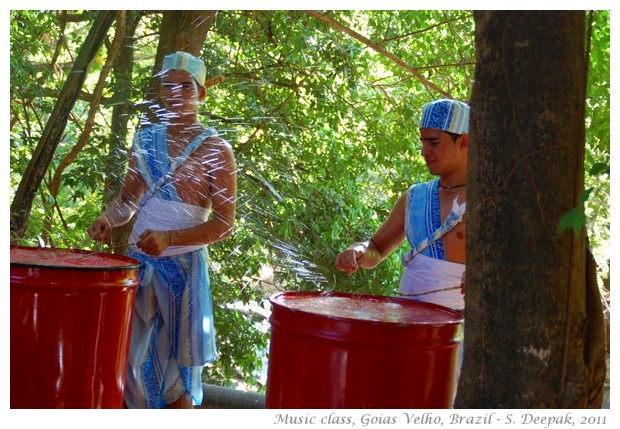 Children learning music, Goias Velho, Brazil - S. Deepak, 2011