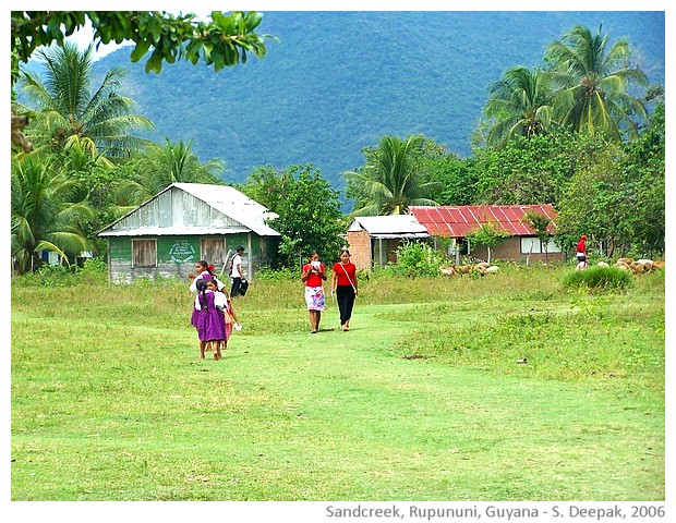 Sandcreek, Rupununi, Guyana - images by Sunil Deepak, 2006