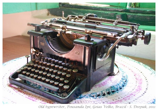 Old typewriter, Goias Velho, Brazil - S. Deepak, 2011