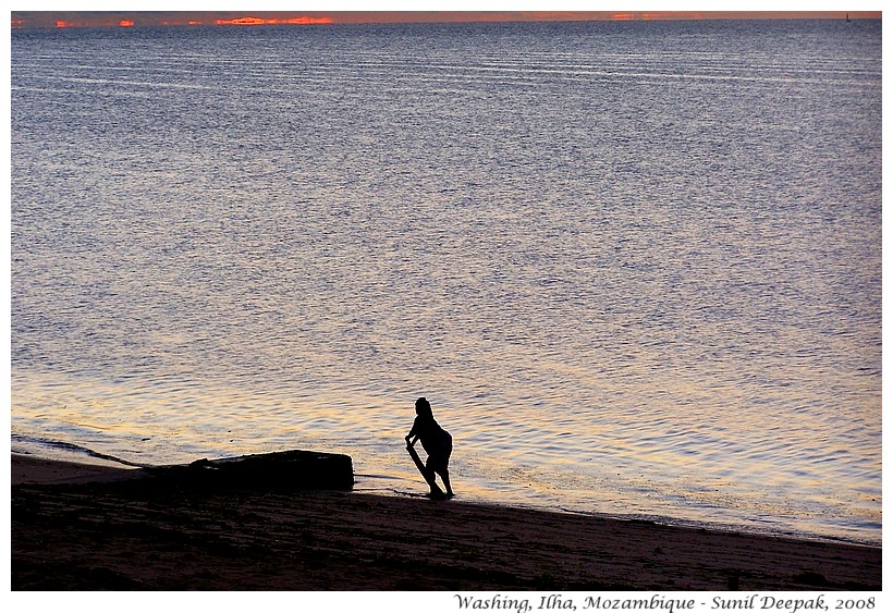 Woman washing, Ilha, Mozmabique, Africa - Images by Sunil Deepak