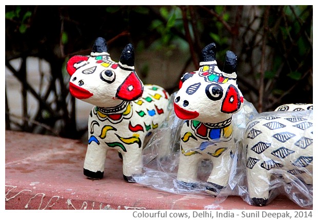 Colourful cow sculptures - Delhi India - images by Sunil Deepak, 2014