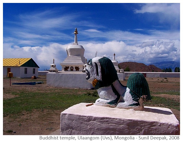 Buddhist temple, Ulaangom, Uvs, Mongolia - images by Sunil Deepak, 2008