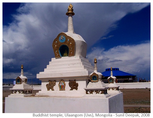 Buddhist temple, Ulaangom, Uvs, Mongolia - images by Sunil Deepak, 2008