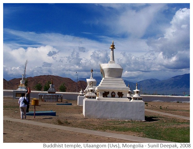 Buddhist temple, Ulaangom, Uvs, Mongolia - images by Sunil Deepak, 2008