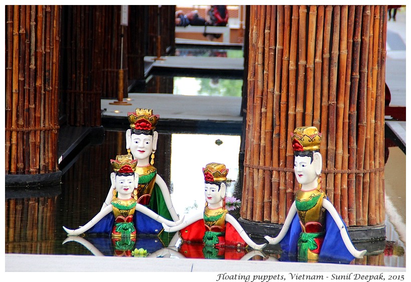 Wooden puppets, Vietnam - Images by Sunil Deepak