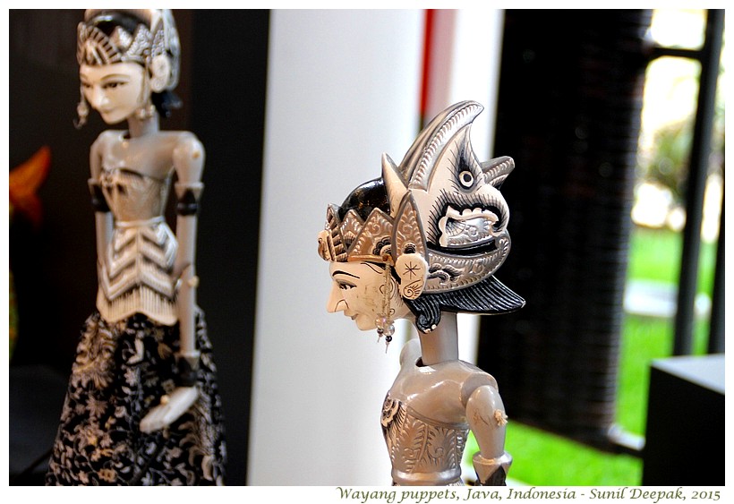 Black & white wayang puppets from Java Indonesia at Expo 2015 in Milan - Images by Sunil Deepak