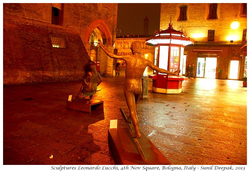 Sculptures in Piazza 4 Novembre, Bologna, Italy - Images by Sunil Deepak
