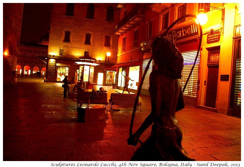 Sculptures in Piazza 4 Novembre, Bologna, Italy - Images by Sunil Deepak