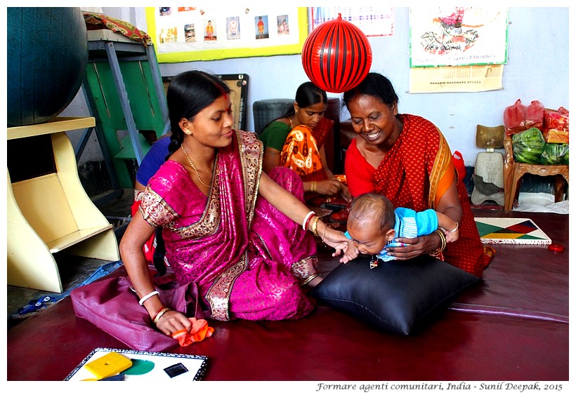 Formare agenti comunitari, India - Foto di Sunil Deepak