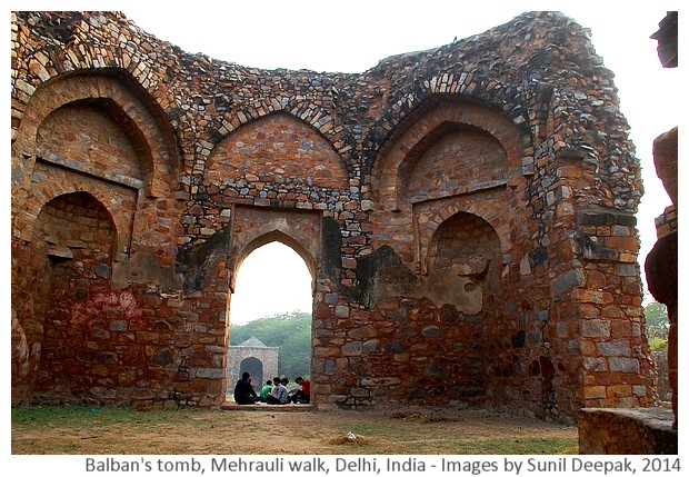 Delhi Metro Walks - Mehrauli, India - Images by Sunil Deepak, 2014