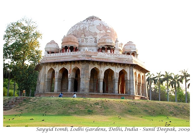 Jorbagh Metro Station walks - Lodhi garden, Safdarjung tomb - Images by Sunil Deepak