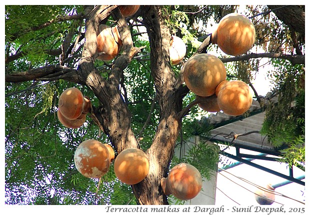 Places to visit around Pragati Maidan station of Delhi Metro - Images by Sunil Deepak