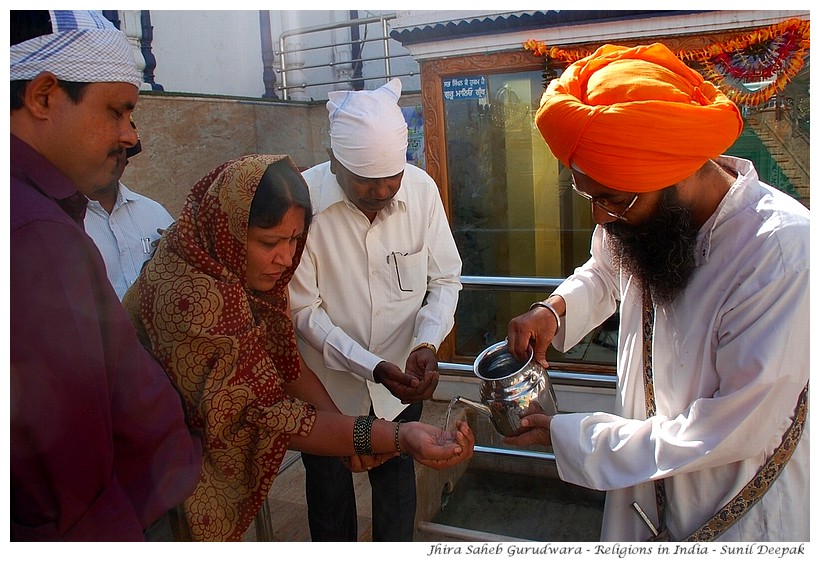 Diversity of religions in India - Images by Sunil Deepak