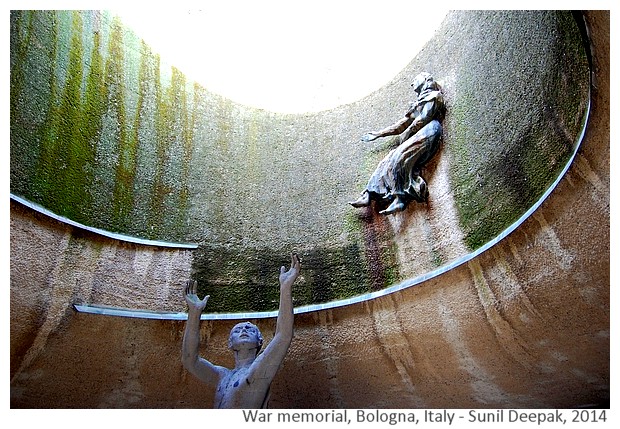 War memorials to remember soldiers - Images by Sunil Deepak, 2014