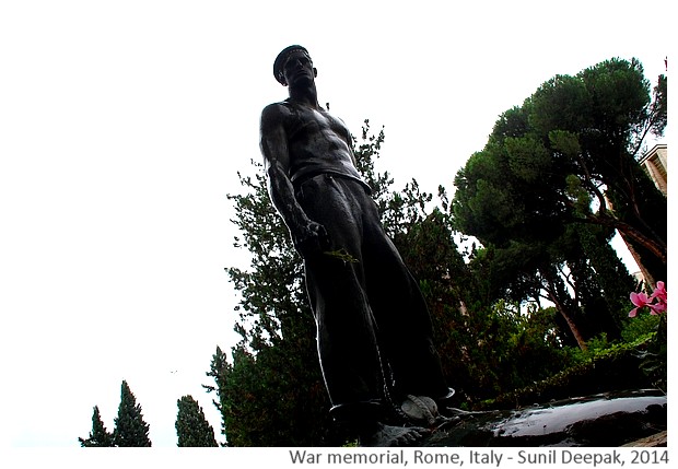 War memorials to remember soldiers - Images by Sunil Deepak, 2014