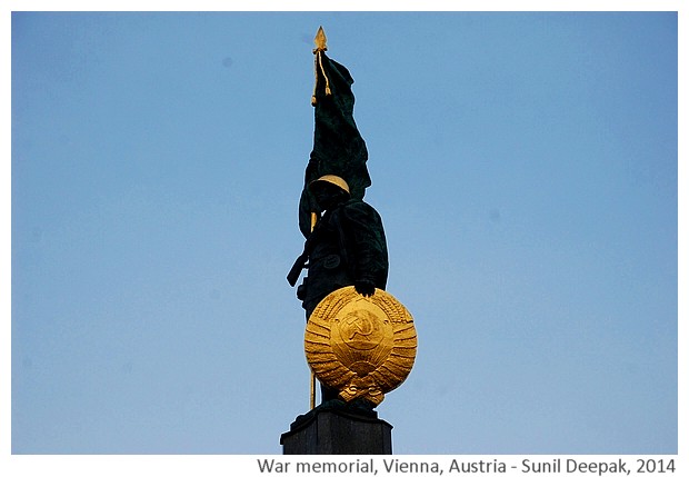 War memorials to remember soldiers - Images by Sunil Deepak, 2014