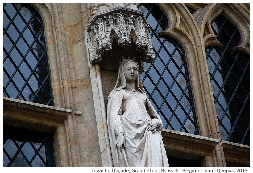 Statues, Brussels town hall, Belgium - Images by Sunil Deepak, 2013