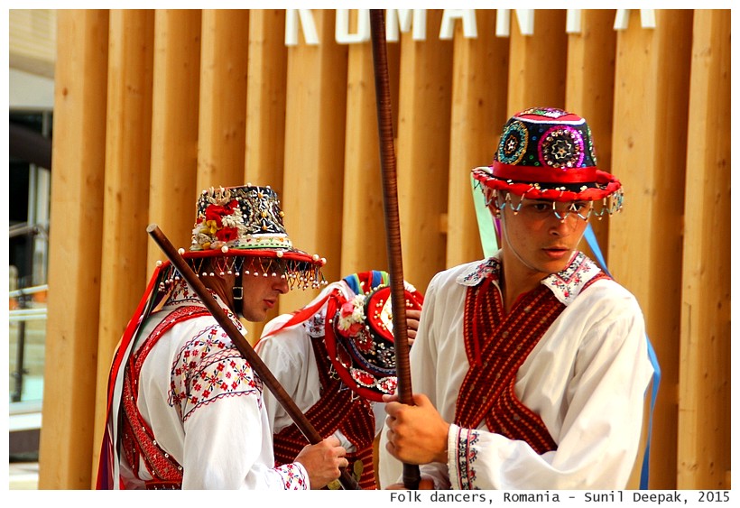 Folk dancers, Romania - Images by Sunil Deepak