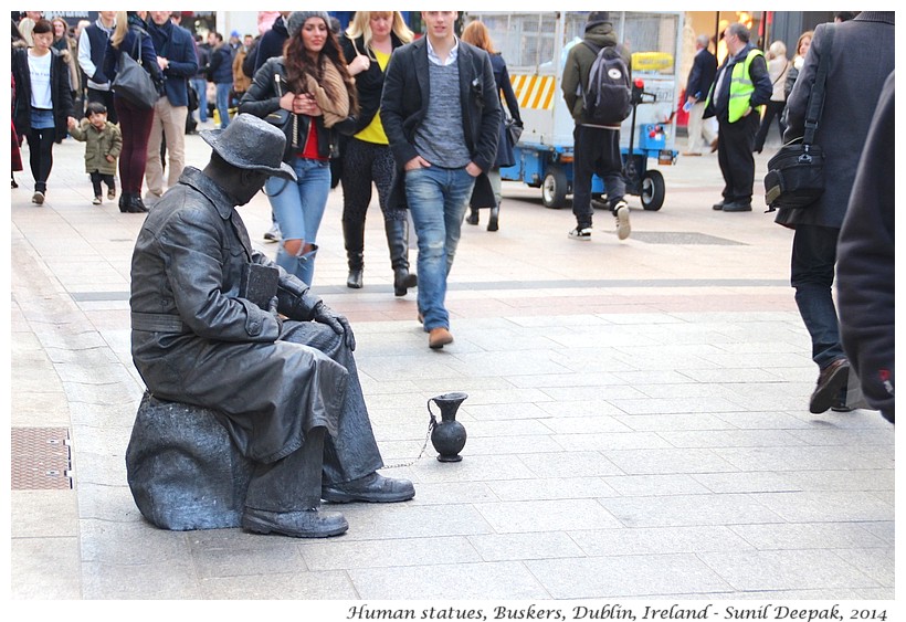 Busker statues, Gareth Road, Dublin, Ireland - Images by Sunil Deepak