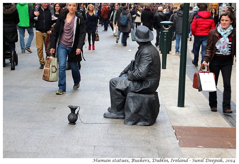 Busker statues, Gareth Road, Dublin, Ireland - Images by Sunil Deepak