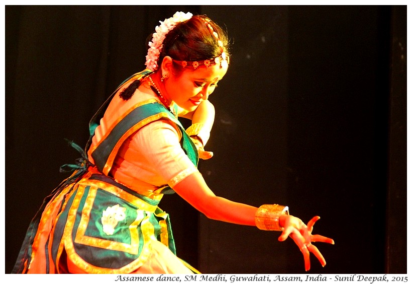 Assamese dance, Shrutimala Medhi, Guwahati, Assam, India - Images by Sunil Deepak