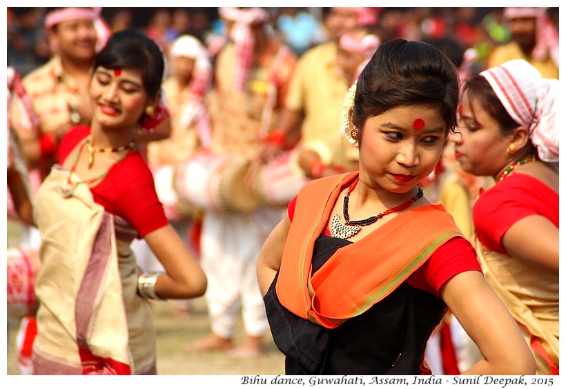 Bihu dance, Assam, India - Images by Sunil Deepak